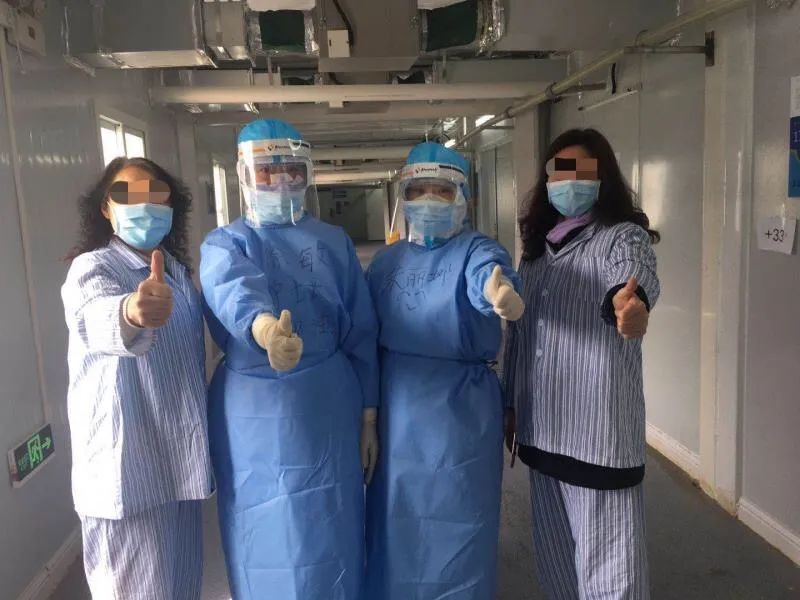 「社会」火神山医院某病区的微信群，成了抗疫“网红群”！