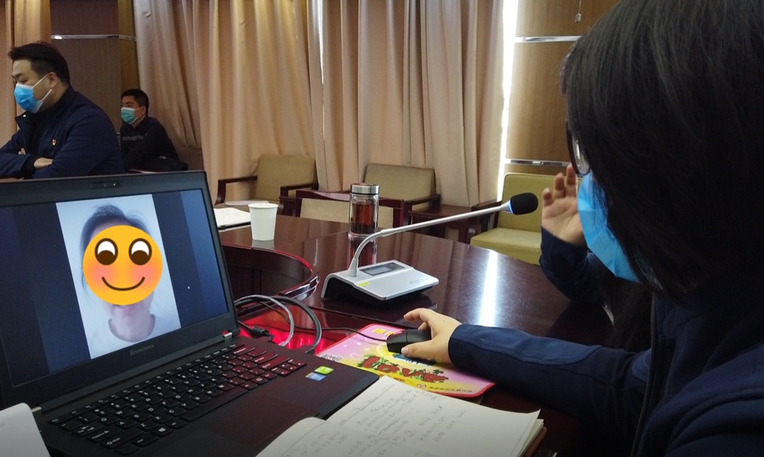 [财经]返京人员居家观察如何保障正常生活？总台央广记者实地探访→