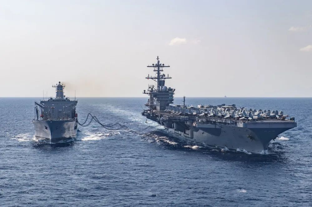 『航母』确诊超过200！美航母舰长写信求援：没必要让水兵送死！