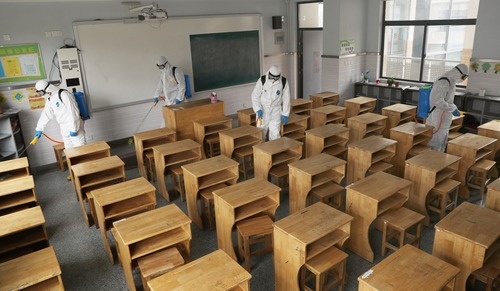 『高考』高考延期、高校复课......教育部有关负责人回应热点话题