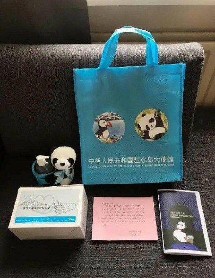 「留学」【中国那些事儿】静待花开会有时！海外学子收到了来自祖国的暖心“健康包”