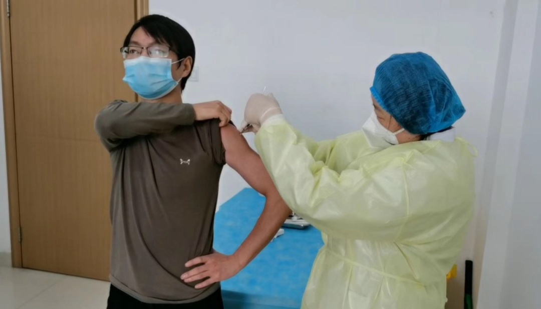 志愿者：谢谢你们！首批新冠疫苗志愿者结束隔离观察，CT结果出来了