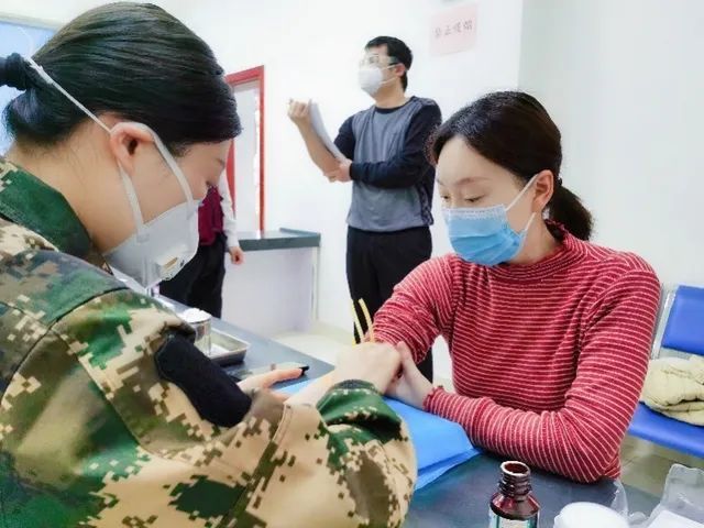 志愿者：谢谢你们！首批新冠疫苗志愿者结束隔离观察，CT结果出来了