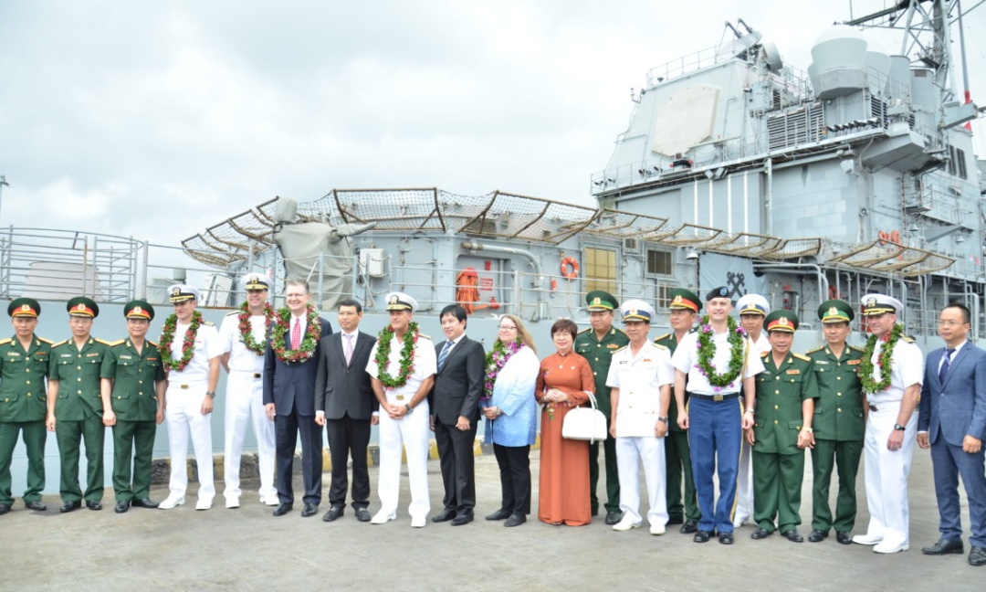 「炸弹」今天，“炸弹”在美国军政两界引爆，这事没完！