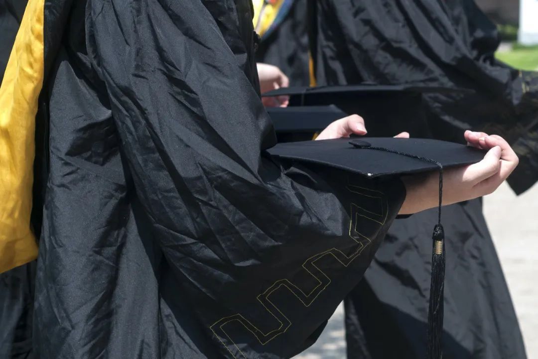 「博士」疫情冲击，博士后“扩招”