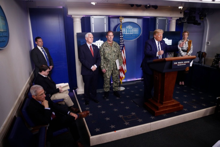 「肺炎」特朗普:美国新冠肺炎死亡病例将达到“可怕程度”,但情况会好转