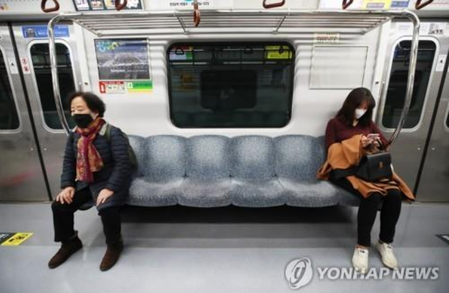 手环：隔离时擅自外出？韩国或出重拳：一律佩戴电子手环