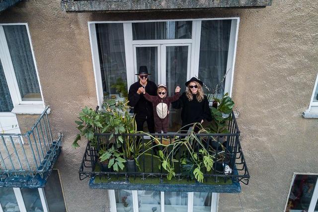 「无人机」隔离也欢乐:无人机镜头下的众生百态