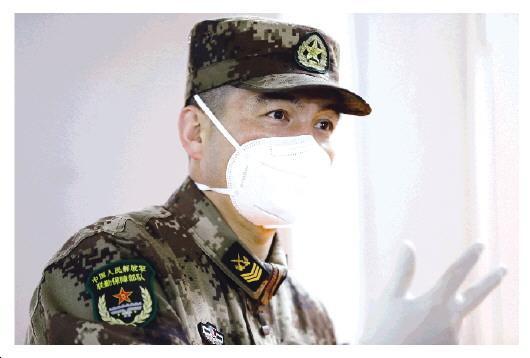 『社会』火神山医院洗消分队分队长：每次洗消都是对战友的负责