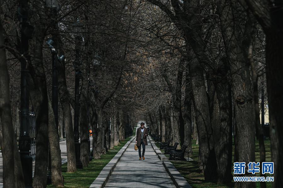 #国际社会#俄罗斯累计新冠病例破万