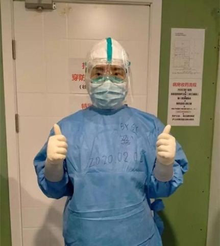 马骏：中国发布丨国家援鄂医疗队员马骏：72天完败病毒！我们离汉时骑警护送，市民开车追送，回京时三过水门