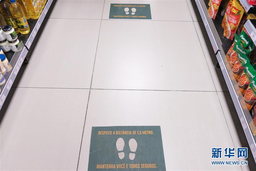 国际：巴西新冠肺炎确诊病例近两万