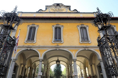 「检察机关」?意大利检察机关对米兰一疗养院100多人死亡事件展开司法调查