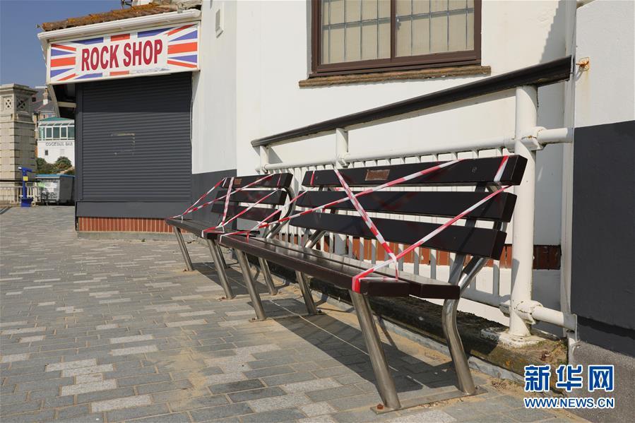 【伯恩茅斯】英国：复活节假期安静的海滩