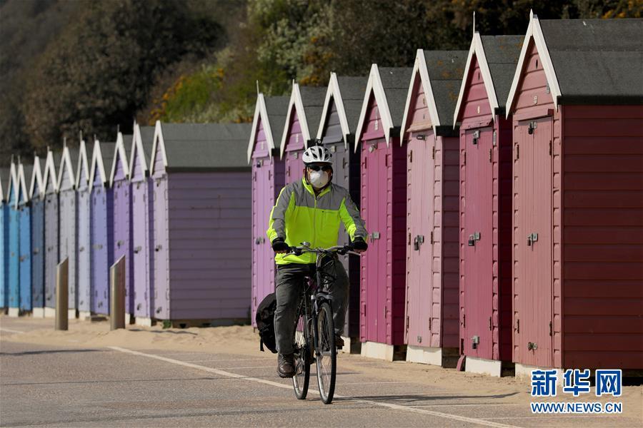 【伯恩茅斯】英国：复活节假期安静的海滩
