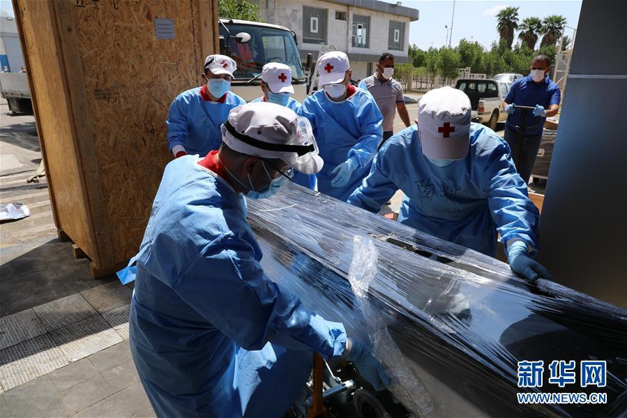 中国红十字会：中国专家组在伊拉克架设CT设备