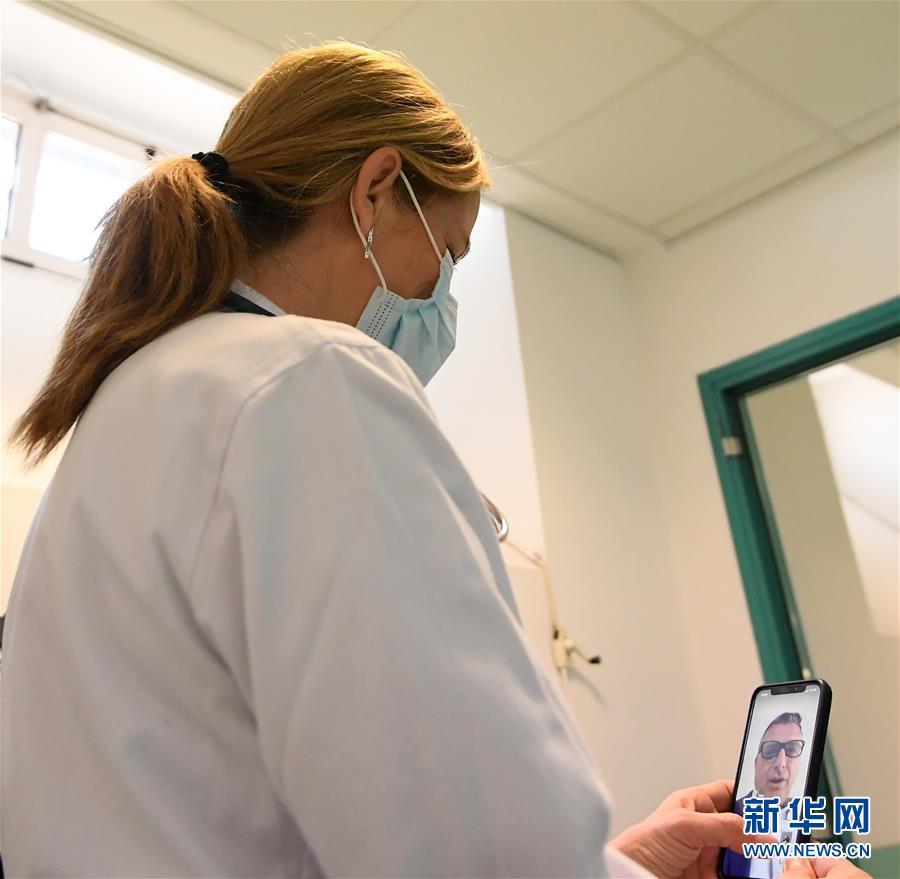 罗马市@意大利罗马：节日期间坚守岗位的医护人员