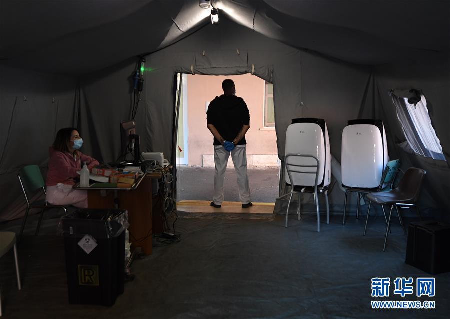 罗马市@意大利罗马：节日期间坚守岗位的医护人员