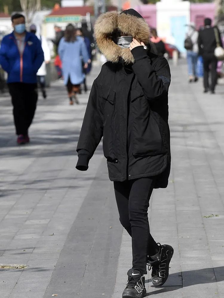 『北京大风』标题已被大风吹走