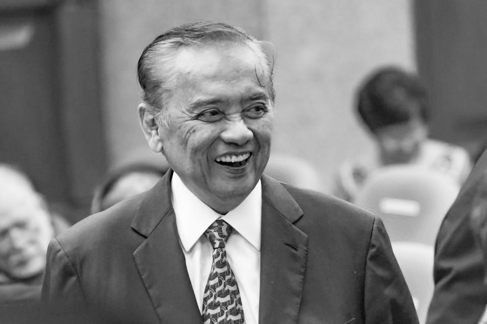 『央视新闻』菲律宾前参议员因感染新冠病毒去世