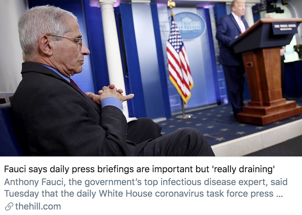 「特朗普」特朗普白宫疫情简报会变成“表彰会”？近10万民众请愿取消