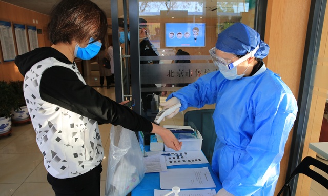 疫情▲在防控疫情不松劲的条件下持平常心