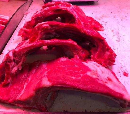 生鲜食品：猪肉也打光？生鲜打灯套路多