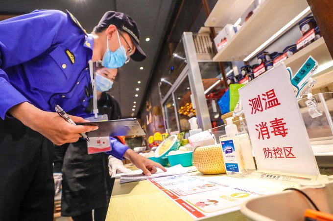 『时政』被列为高风险地区后，北京朝阳群众却依旧从容不迫，为什么？