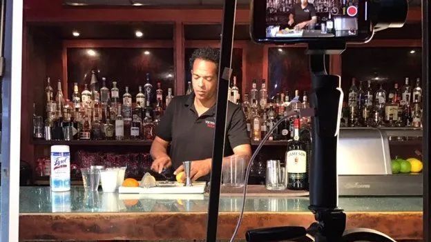 #疫情#“在美国干了三十多年，第一次失业”