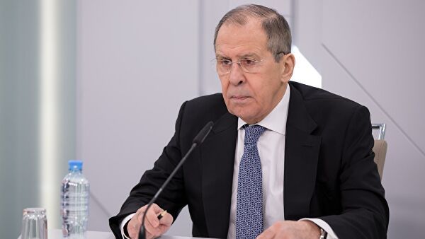 「时政外交」俄罗斯外长拉夫罗夫：只有守望相助才能应对无国界的威胁