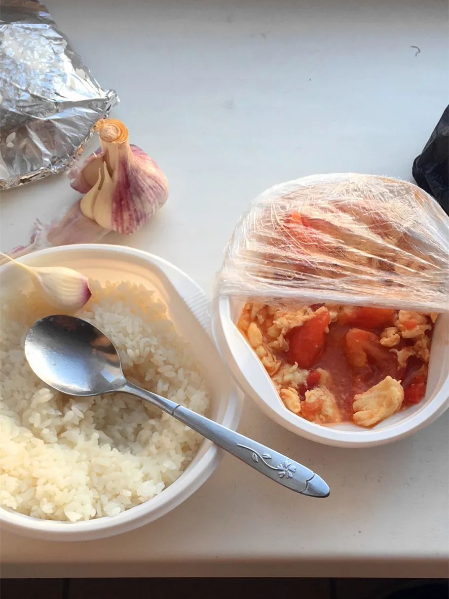 莫斯科@“不想给祖国添麻烦，但实在没办法了”