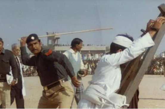 【鞭刑】沙特废除鞭刑！【三分钟法治新闻全知道】