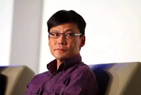 李国庆：【热点】抢走公章财务章，当当“宫斗”刷屏！李国庆夺权能否成功？这件事最关键→