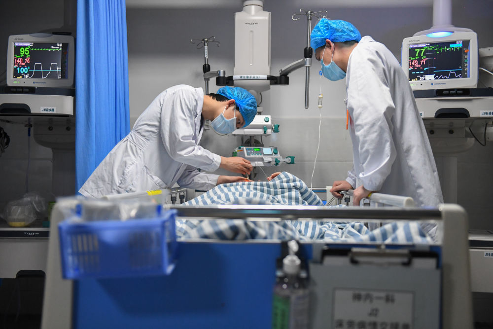 [重症监护室]“我的职业生涯才刚刚开始”——回访“95后”抗疫男护士