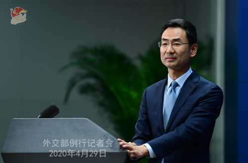 耿爽■昨天密集追问的澳大利亚记者今天又提问了，耿爽一个反问记者沉默了……