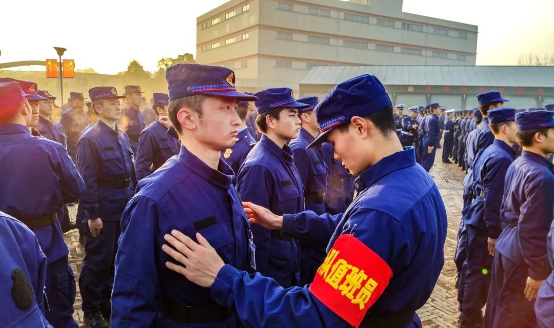 消防：新训里的那些“口是心非”