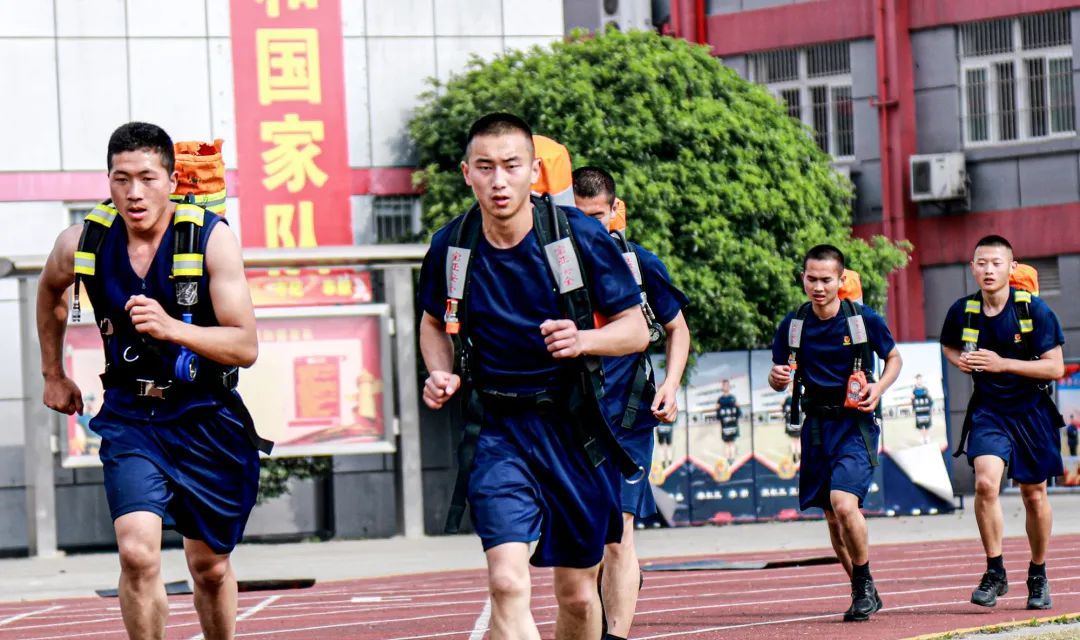 消防：新训里的那些“口是心非”