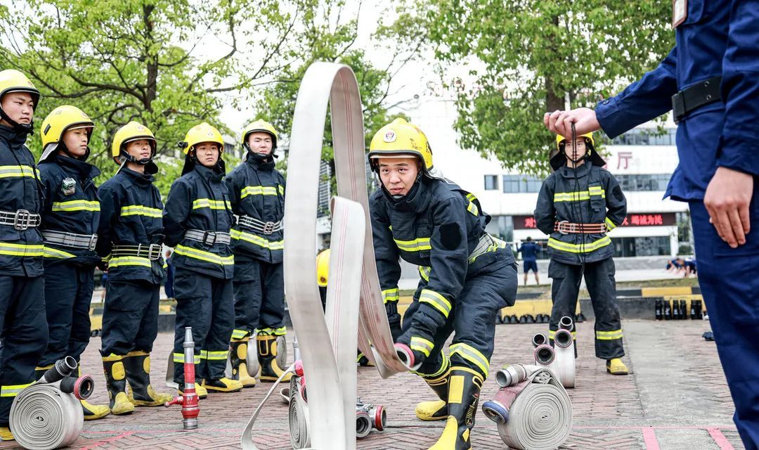 消防：新训里的那些“口是心非”