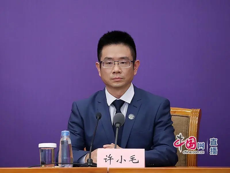 [疫情]国务院联防联控机制就北京医院援鄂医疗队讲述抗击疫情故事举行发布会
