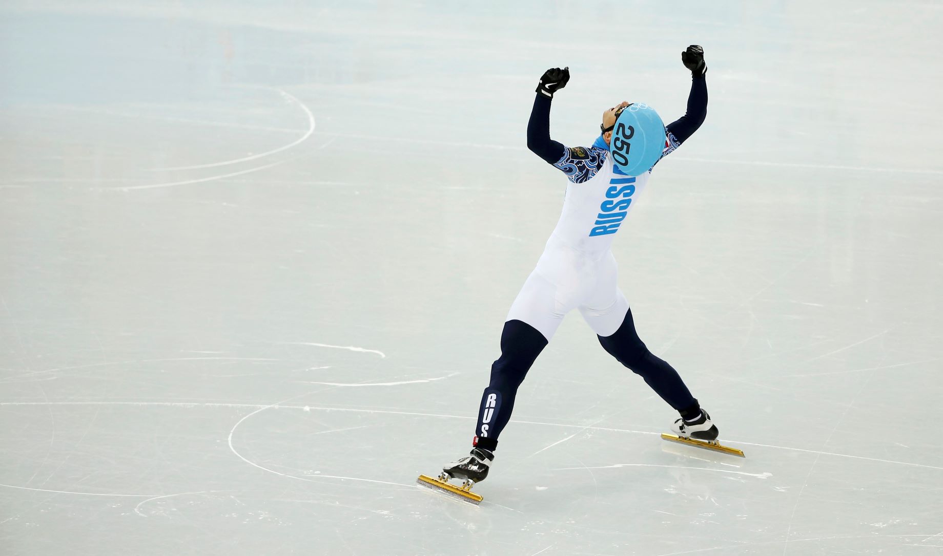 #维克多#韩裔俄籍冬奥会六金得主宣布退役，他的伟大无关国籍