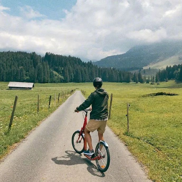 『』夜读 | 你好，五月