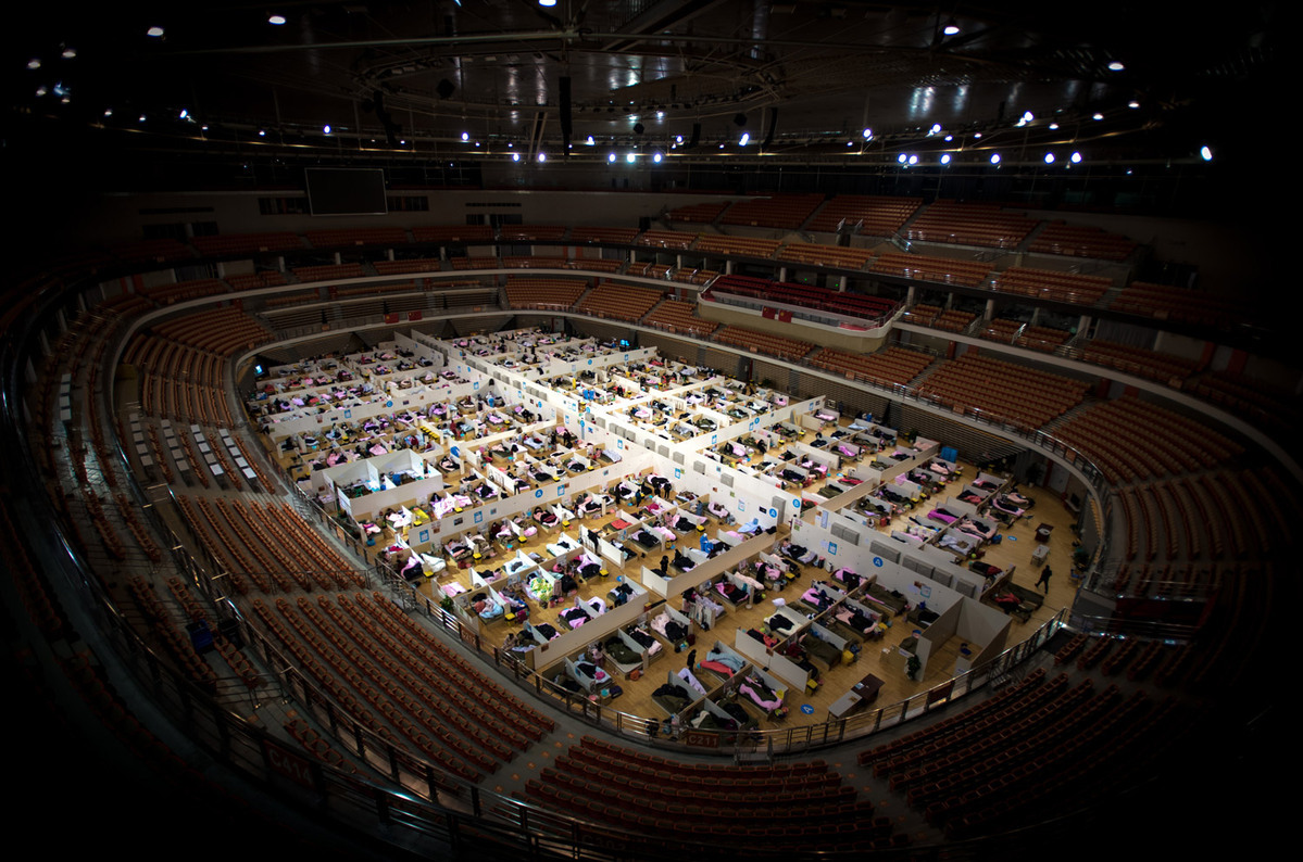 摄影@《百名摄影师聚焦COVID-19》画册在京出版 生动讲述中国抗击疫情故事