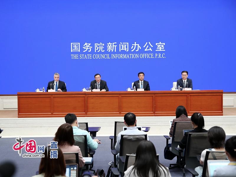 王辰■王辰院士：老年人和孩子五一是否出游，要多一番考虑