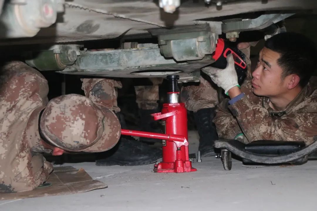 「中国水电」五一劳动节，致敬坚守平凡岗位的基层官兵