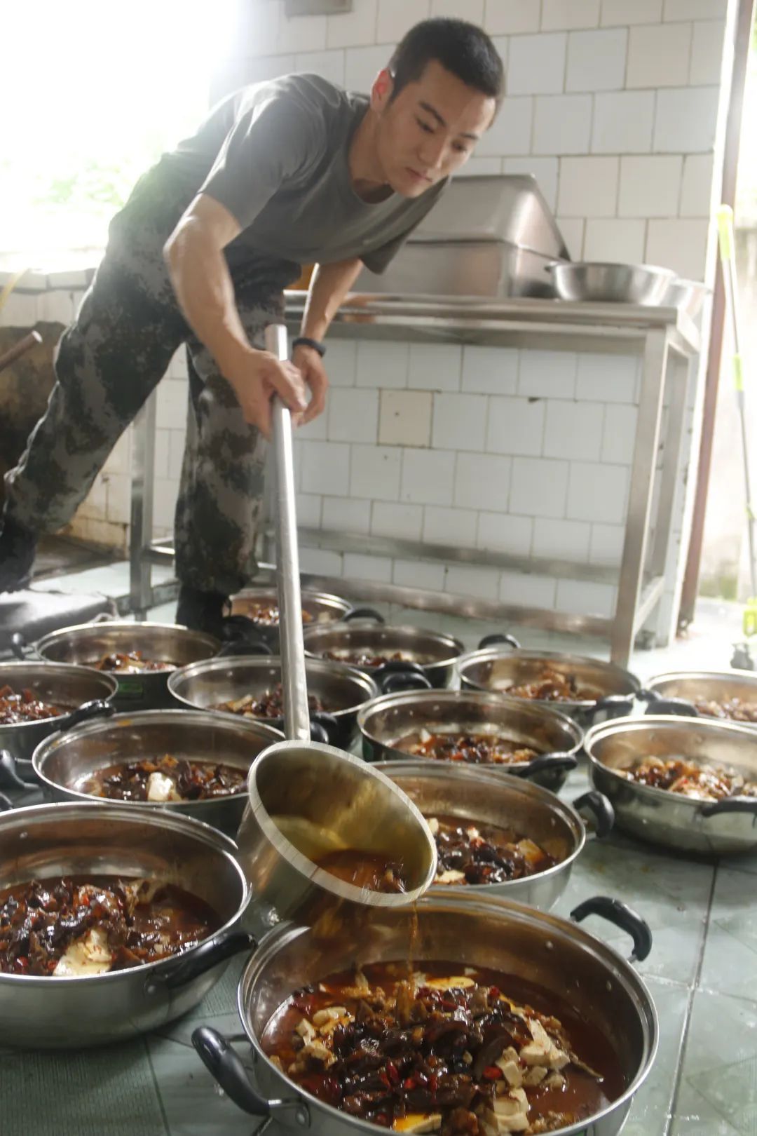 「中国水电」五一劳动节，致敬坚守平凡岗位的基层官兵