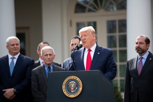 【情报机构】又拿“武汉实验室”造谣 特朗普遭美国情报机构打脸