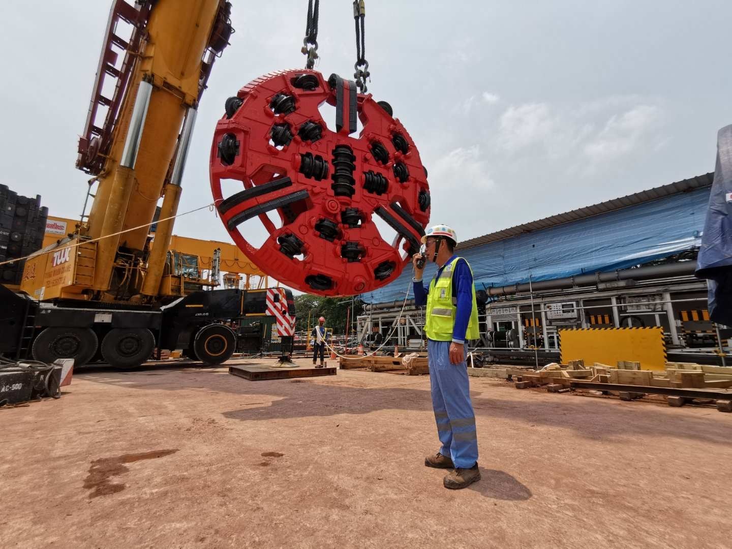 新加坡经济：新加坡将建筑业工作准证持有者居家隔离规定延长至5月18日