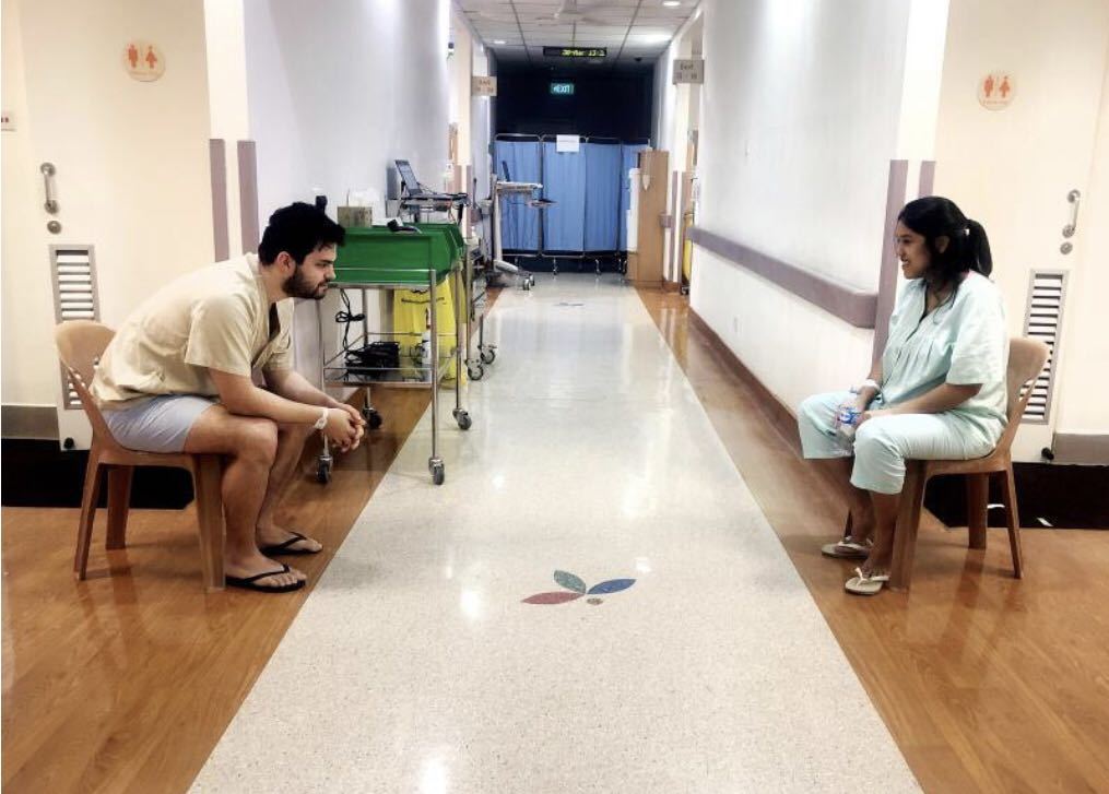 #肺炎#?新加坡一对新冠肺炎患者夫妻生下健康男婴