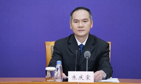 【重症病房】ICU床位不足怎么办？援鄂医疗队领队：建设具有ICU功能的重症病房