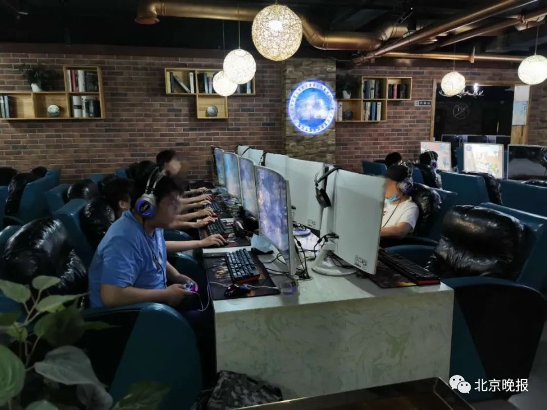 央视网顶风违规!部分网吧、棋牌室,还在偷摸营业